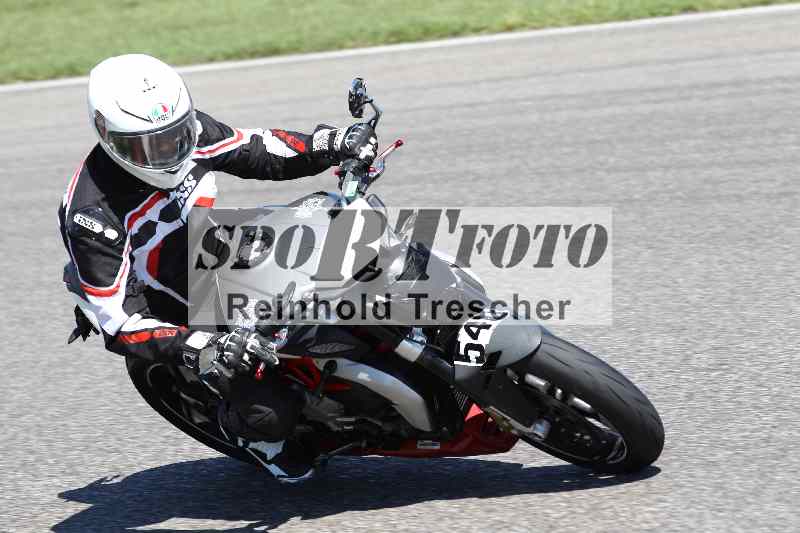 /43 08.08.2025 Discover the Bike ADR/Bike 1 gruen/540